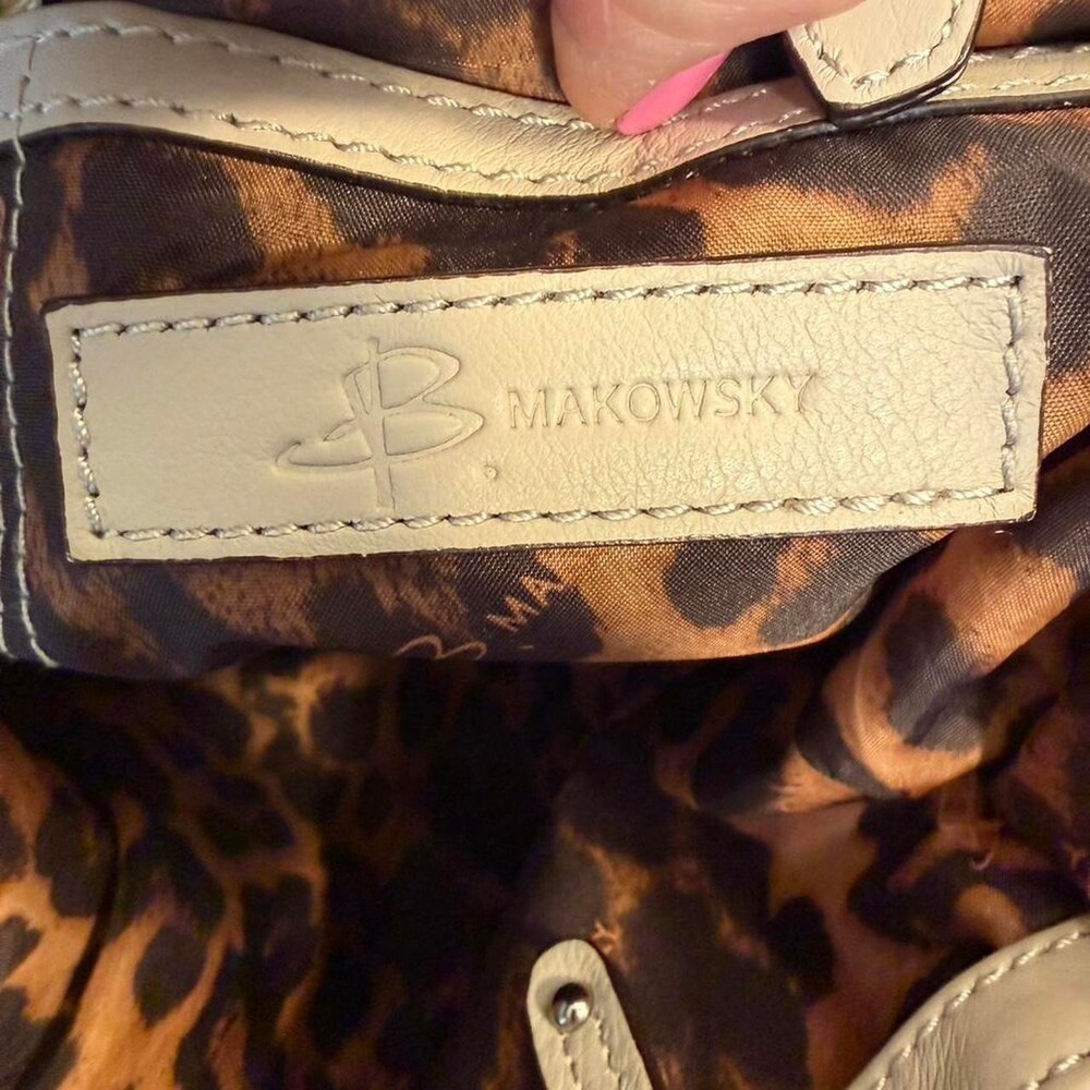B. Makowsky Vintage Y2K Large Studded Pebbled Leather Hobo Shoulder Bag - Picture 7 of 8